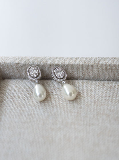 ARETES "MOONLITE"